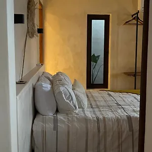 https://casa-malinche.quintano-roohotels.com